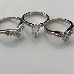 Avon Jewelry, Elegant 3-piece SilverTone Marquise Ring w/Jacket Set (Size 7) R8